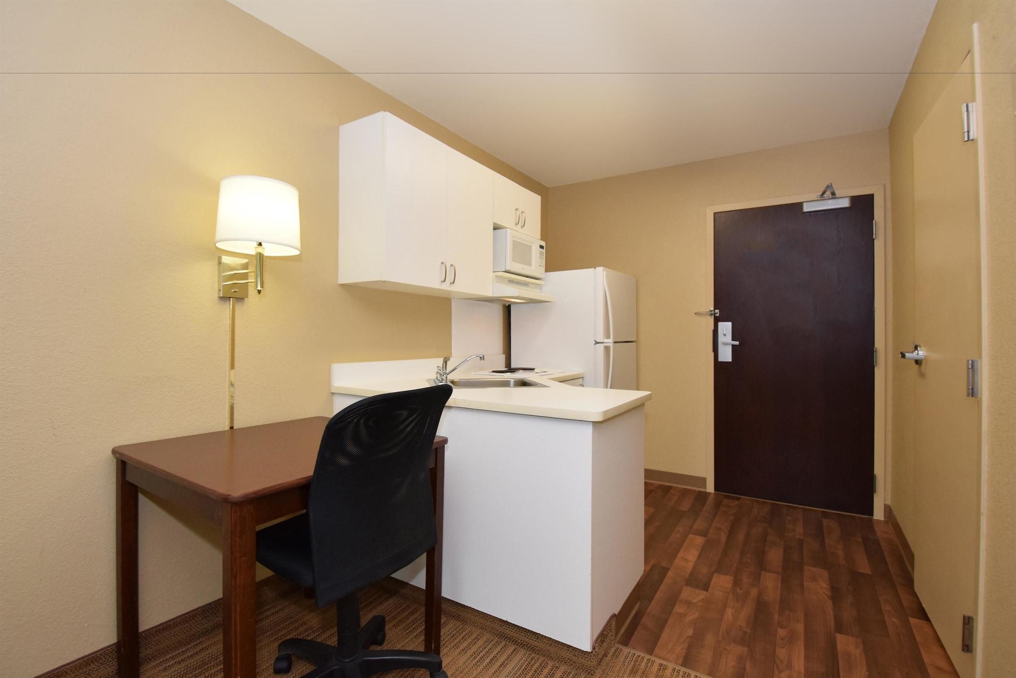 Extended Stay America Suites - Detroit - Metropolitan Airport Romulus Exterior foto