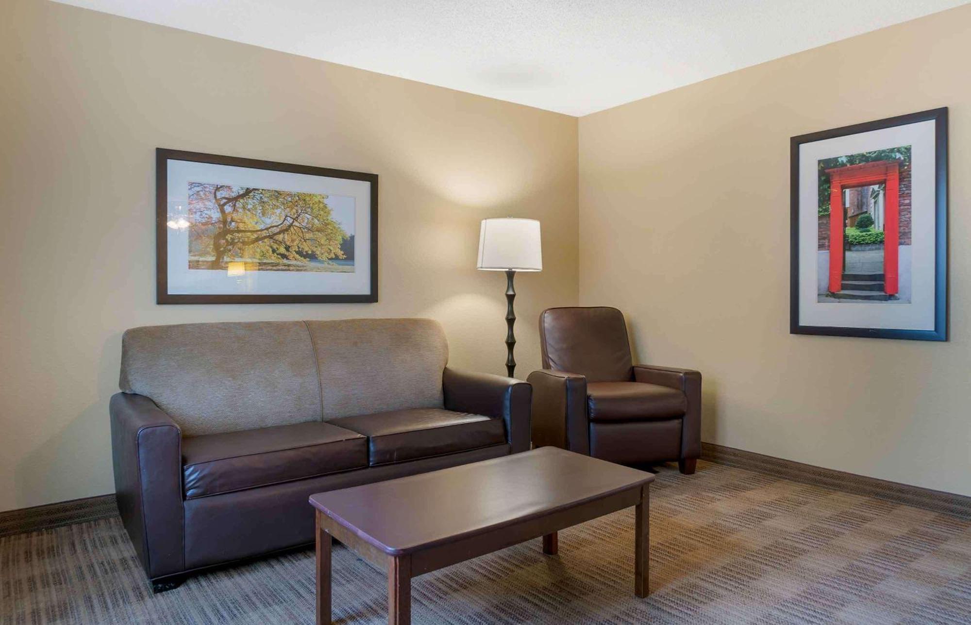 Extended Stay America Suites - Detroit - Metropolitan Airport Romulus Exterior foto